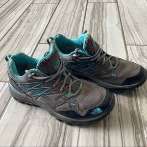 The North Face Gore-Tex Vibram hiking shoes. EUC